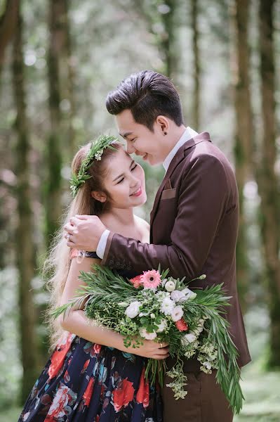 Wedding photographer Mangpor Rapeeporn (photolista). Photo of 17 July 2018