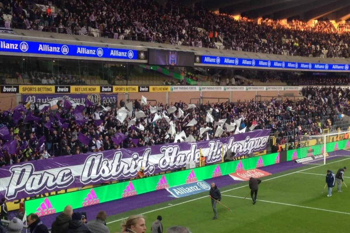 Zowel Anderlecht als Genk staan zondag één minuut stil bij overleden boegbeelden én slachtoffers terreur