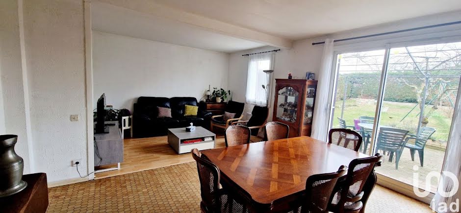 Vente maison 4 pièces 107 m² à Andrezieux-boutheon (42160), 235 000 €