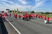 EFF members on Thursday blocked the N1 in Midrand to protest against the release of Janusz Walus, who assassinated Chris Hani in 1993. 