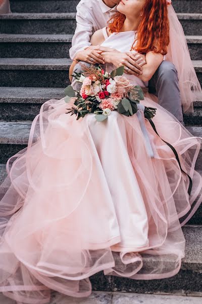 Fotógrafo de casamento Marie Burlaka (marieburlaka). Foto de 8 de agosto 2022