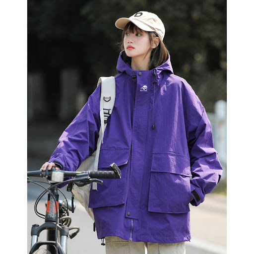 Title 2, Embroidered Labeling Large Pocket Hooded Jacket...