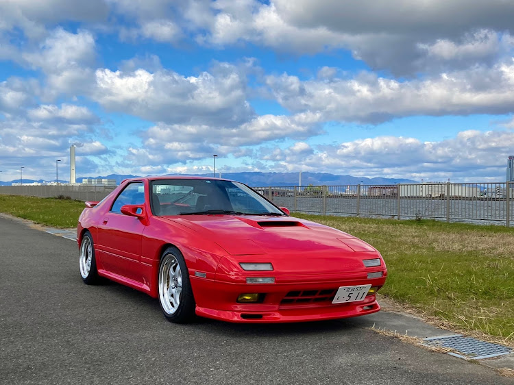 RX-7の赤FC・堺浜・堺浜ゆるグダオフ会・今日から年末休みに関するカスタム事例の投稿画像1枚目