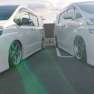 ヴォクシー ZRR80W