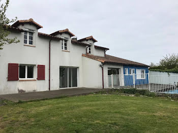 maison à Beaulieu Sous Bressuire (79)