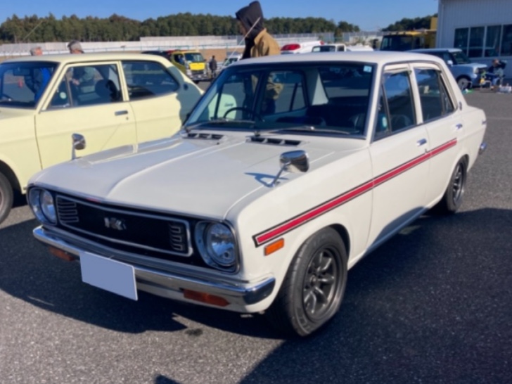 サニートラックの毎回いいねありがとうございます🙏・イベント会場のギャラリーの車も👍・絶版車愛好会・旧車保存会・車好きと繋がりたい(旧車.絶版車)に関するカスタム事例の投稿画像14枚目