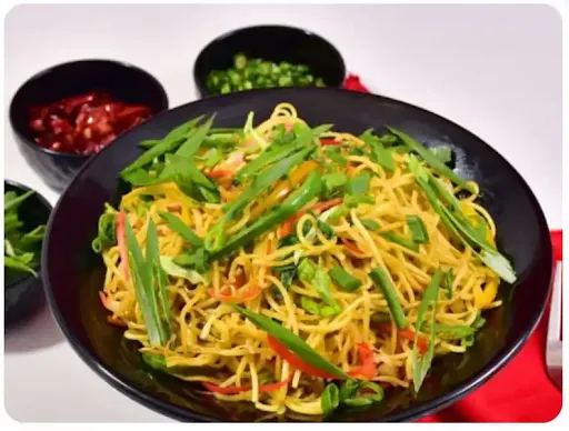 Veg Hakka Noodles