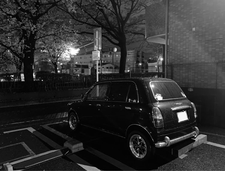 ミラジーノのモノクロ祭り便乗・コロナウイルスに負けるな・ノーマル車高・エクイップ03・クラシックに関するカスタム事例の投稿画像5枚目