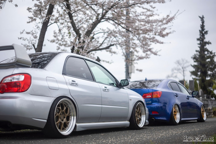 ISのgse20・gda・桜とコラボ🌸・サクラと愛車・寺と愛車に関するカスタム事例の投稿画像2枚目