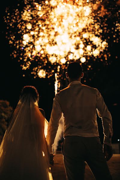 Jurufoto perkahwinan Aleksandr Meloyan (meloyans). Foto pada 25 Julai 2018