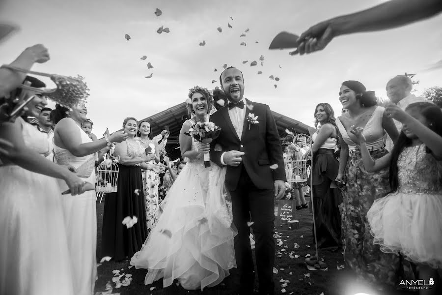 Wedding photographer Anyelo Cardona (anyelocardona). Photo of 26 August 2019