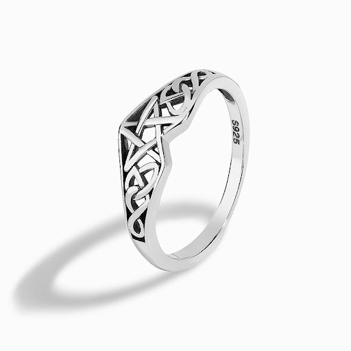 Title 7, Pure Silver Star Distressed Female Ring, a styl...