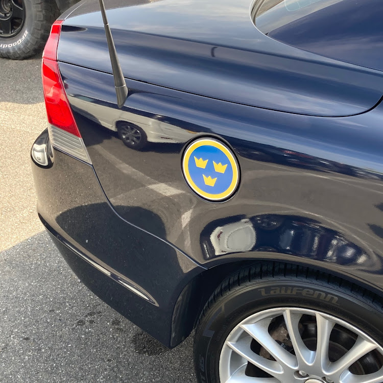 C70のステッカー・スウェーデンカラー・空軍仕様に関するカスタム事例の投稿画像2枚目