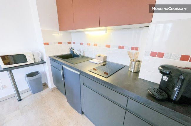 Location meublée appartement 1 pièce 24 m² à Grenoble (38000), 831 €