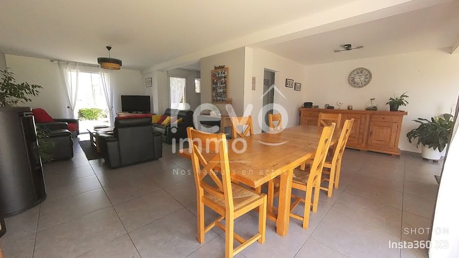 Vente maison 7 pièces 170 m² à Guécélard (72230), 333 000 €