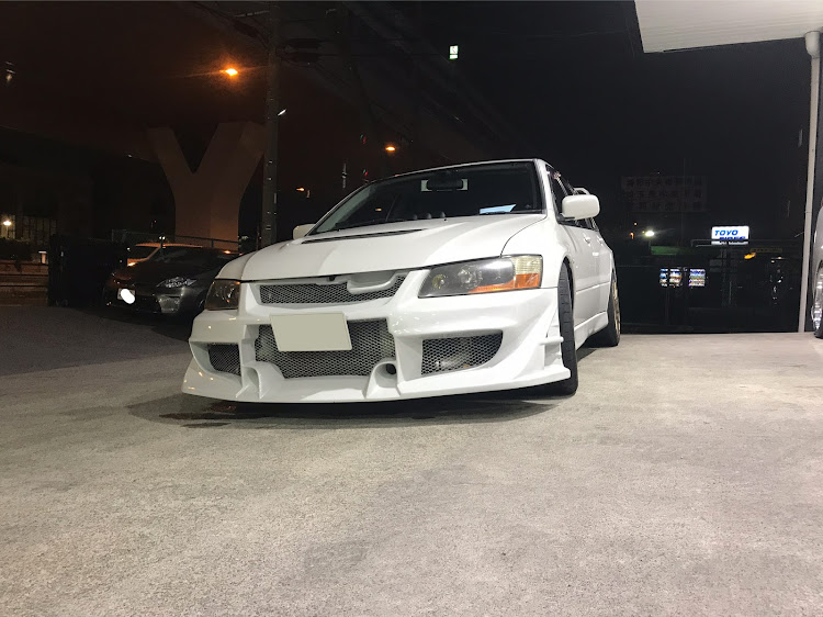 ランサーエボリューションワゴンの洗車・ナンバー・あお板金・AAGに関するカスタム事例の投稿画像1枚目
