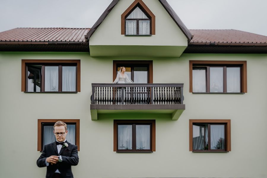 Fotografo di matrimoni Radosław Kozieł (tonyszczescia). Foto del 30 luglio 2021