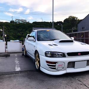 インプレッサ WRX STI GC8