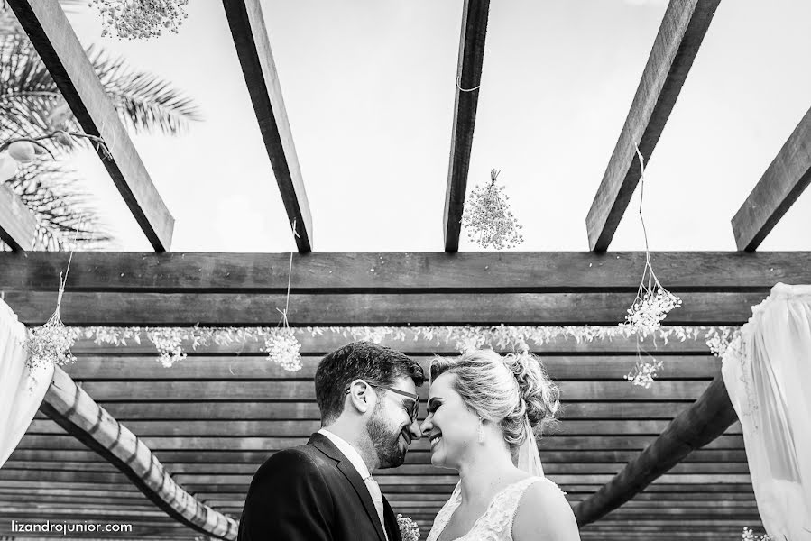 Wedding photographer Lizandro Júnior (lizandrojr). Photo of 8 March 2017