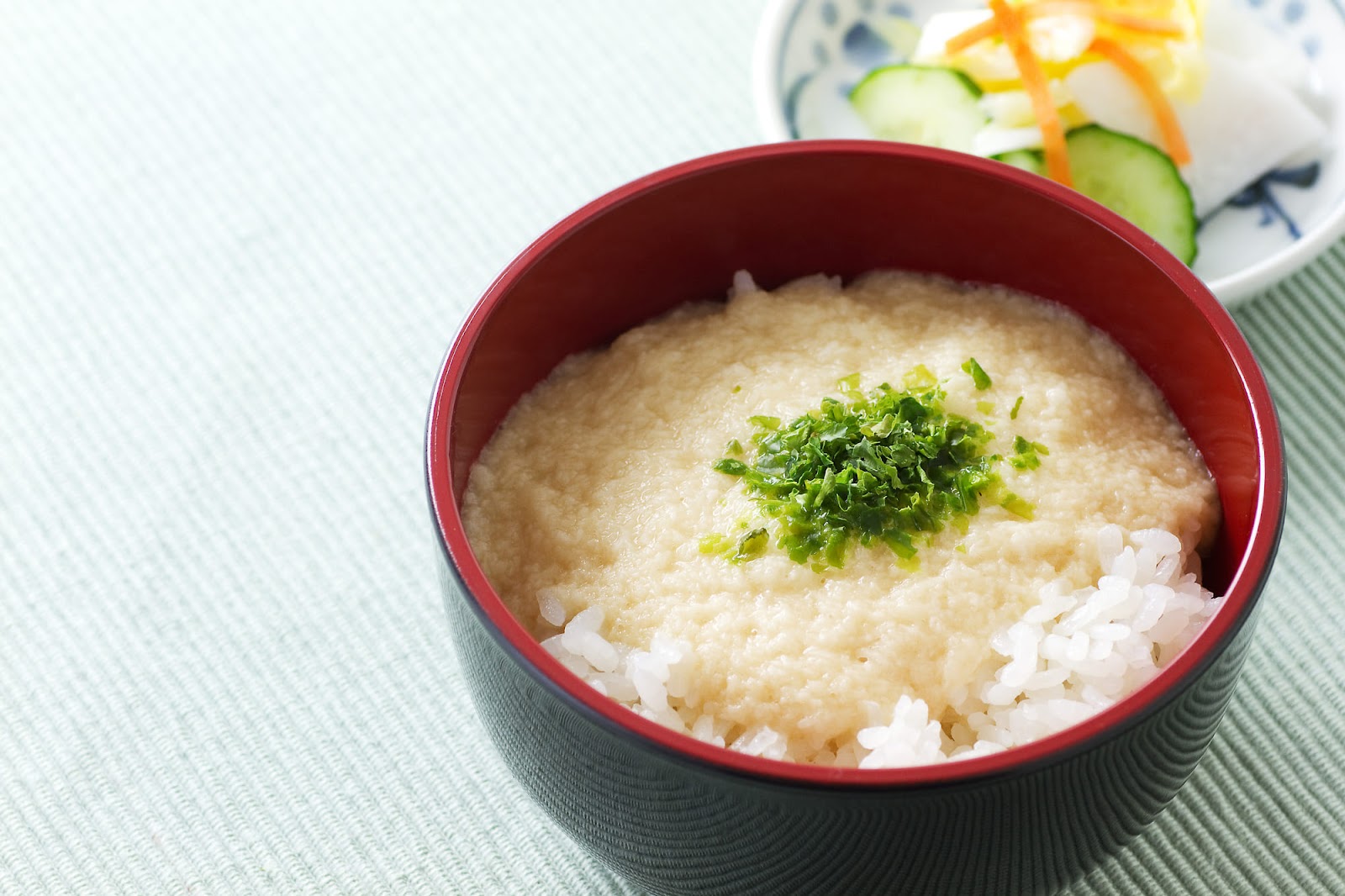 1、夏バテ対策に有効！長芋とろろご飯