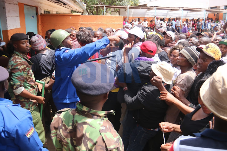 Residents of Kayole North ward crowd at Kayole 1 Primary after the ongoing nomination seized for a while with claims on the process taking longer than expected.