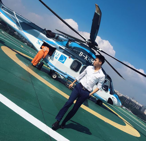 Chàng phú nhị đại nức tiếng này được xem là hình mẫu bạn trai trong mơ của nhiều cô gái.