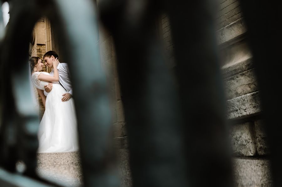 Fotógrafo de casamento Olga Dzyuba (olgadzyuba2409). Foto de 20 de setembro 2019