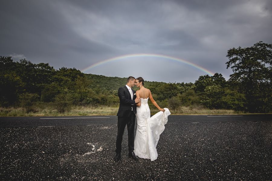 Fotógrafo de bodas Ákos Erdélyi (erdelyi). Foto del 4 de diciembre 2017