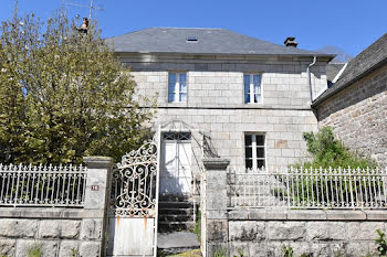 maison à Peyrelevade (19)