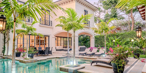 Appartement avec piscine 2