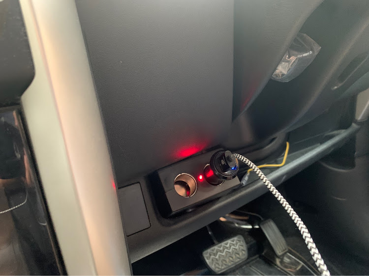 ひらかわ◢⁴⁶初段さんが投稿したDIY・シガーソケット増設に関するカスタム事例の投稿画像7枚目