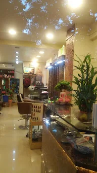 Apurvas Hair Beauty Spa & Make Up Studio photo 1