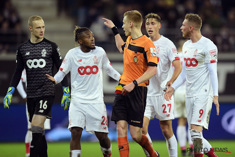 Le VAR en panne à Gand, un arbitrage pas à la hauteur et très commenté : "Il était ailleurs"