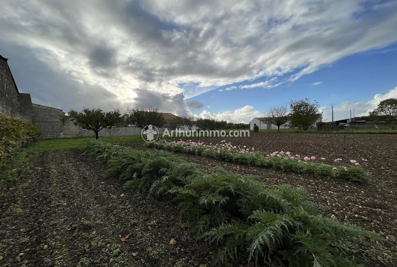  Vente Terrain à bâtir - 2 491m² à Bercloux (17770) 