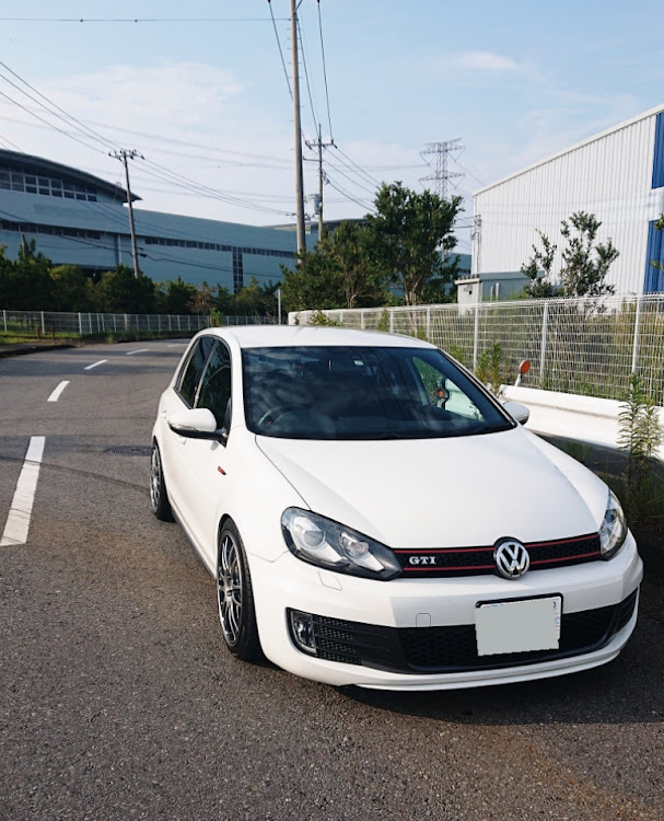ゴルフ6 GTIのVW・お盆・オカマ掘られた・GTI・残暑見舞いに関するカスタム事例の投稿画像1枚目