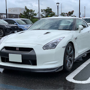 NISSAN GT-R R35