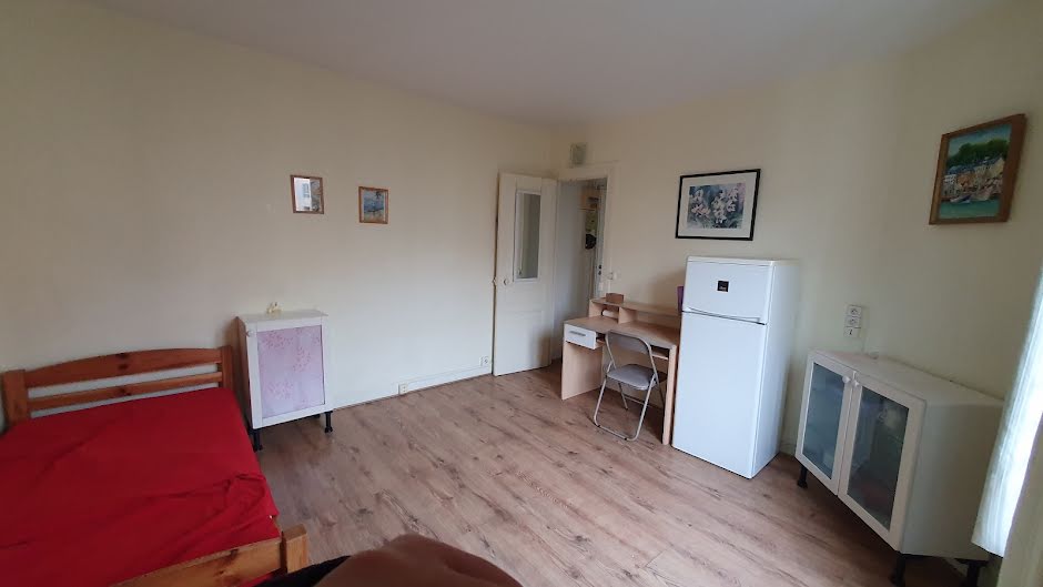 Location  appartement 1 pièce 20 m² à Le kremlin-bicetre (94270), 700 €