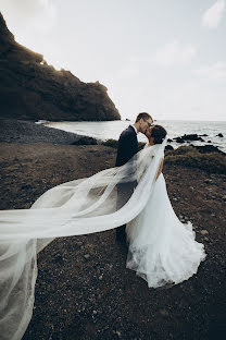 Wedding photographer Edgar Zubarev (zubarevs). Photo of 12 December 2021