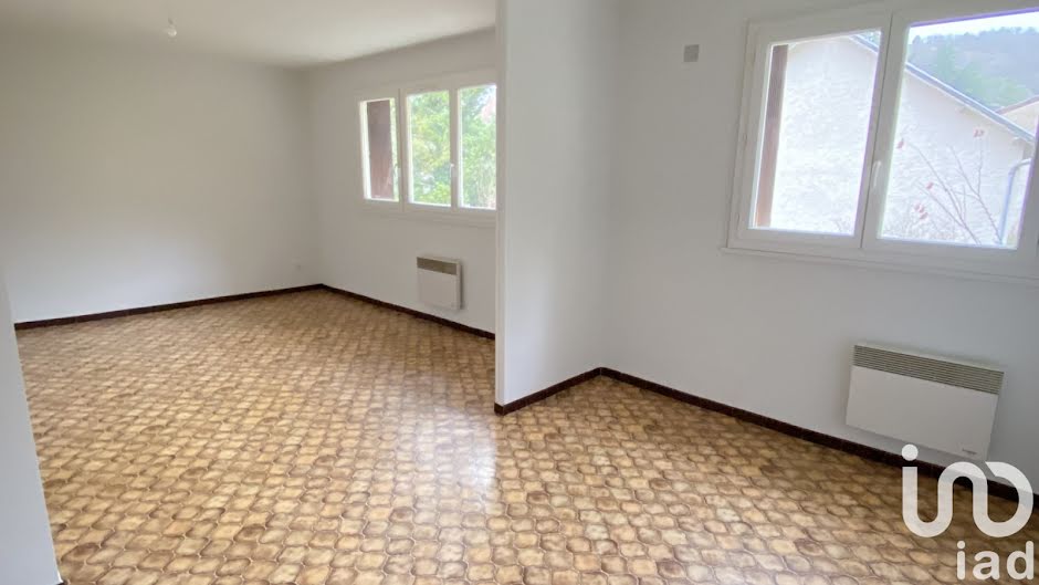 Vente appartement 5 pièces 88 m² à Cahors (46000), 112 000 €