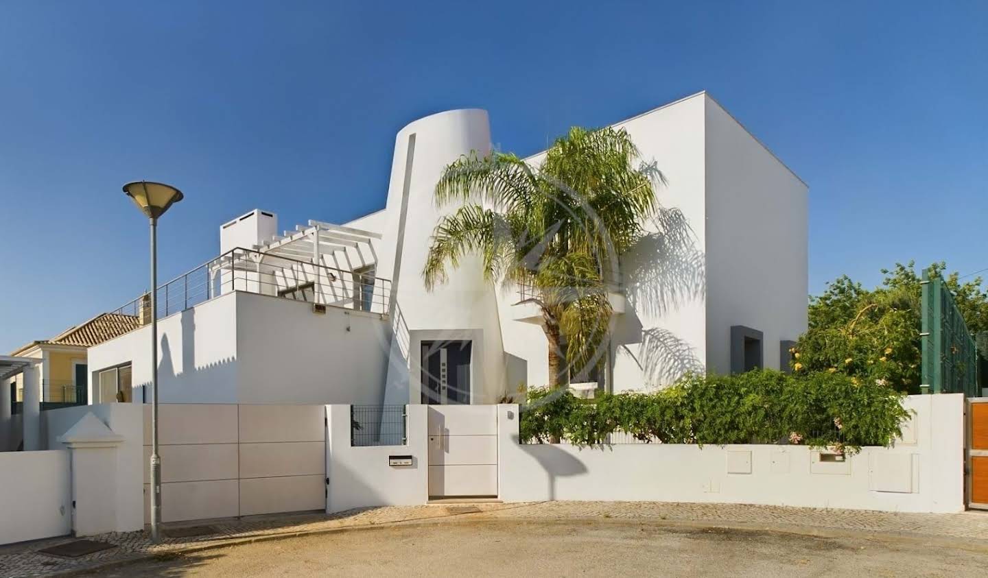 House Tavira