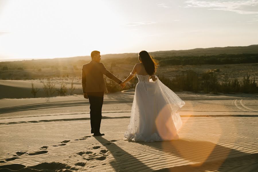 Fotógrafo de bodas Le Thanh Hung (leehungstudio). Foto del 16 de marzo 2022