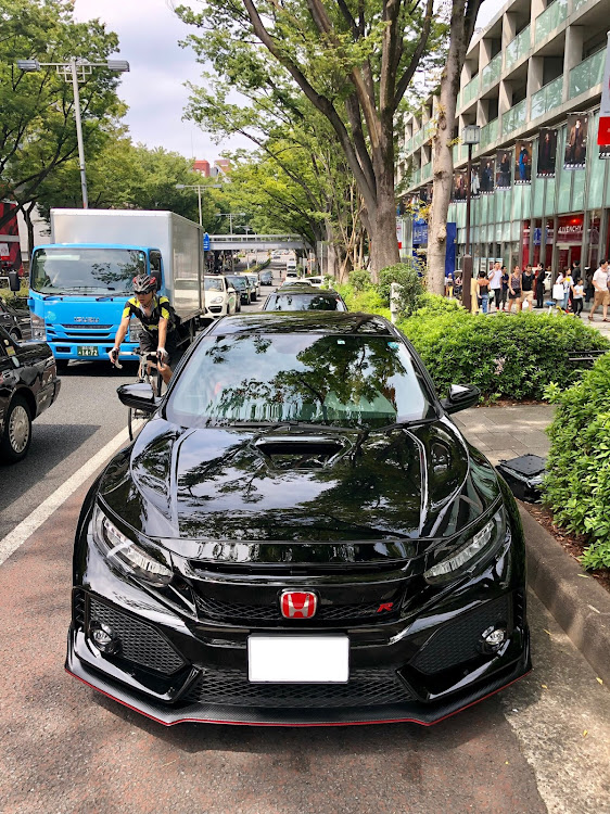 シビックタイプRの表参道に関するカスタム事例の投稿画像1枚目