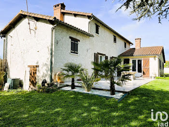 maison à Parthenay (79)