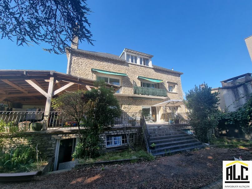 Vente maison 21 pièces 384 m² à Alençon (61000), 399 000 €