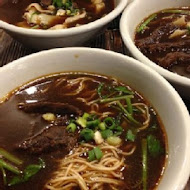 段純貞牛肉麵