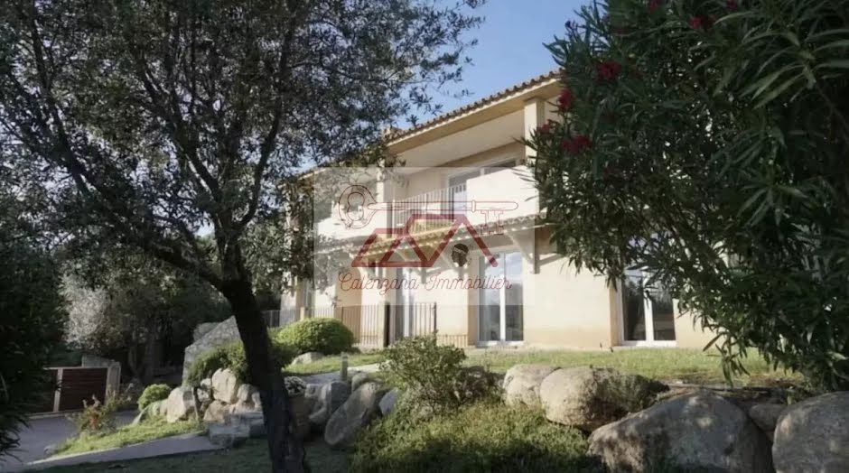 Vente villa 6 pièces 233 m² à Porto-Vecchio (20137), 1 590 000 €