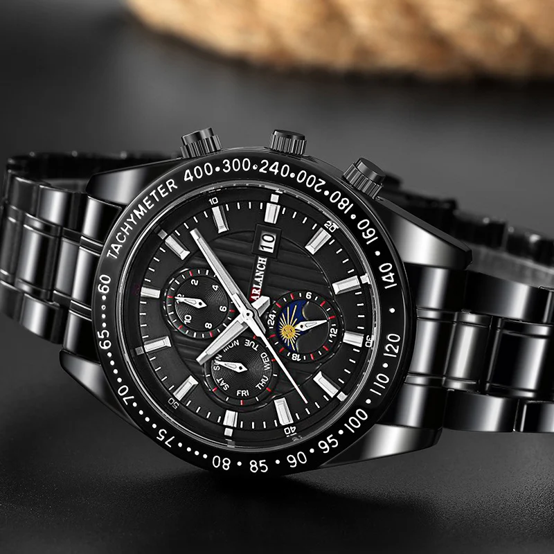 Heren waterdicht quartz horloge. Ideaal voor buitenactiviteiten. Nauwkeurig, robuust en stijlvol. De perfecte metgezel voor avontuurlijke mannen.