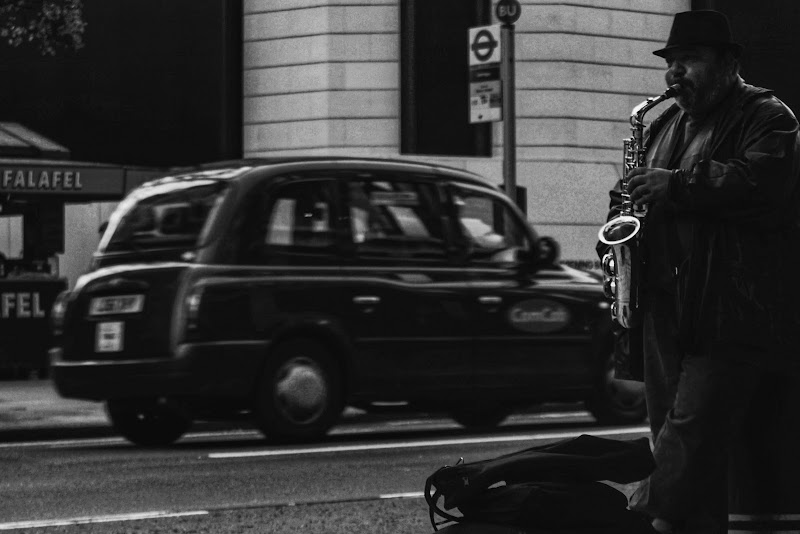 Segui la mia musica, ti porterà sulla strada giusta  di Elena Caporale Photographer