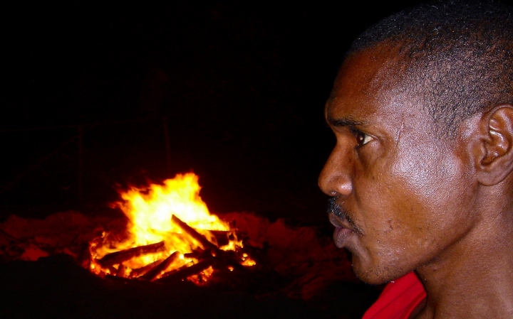 Madagascar in fiamme di Andrea Izzotti