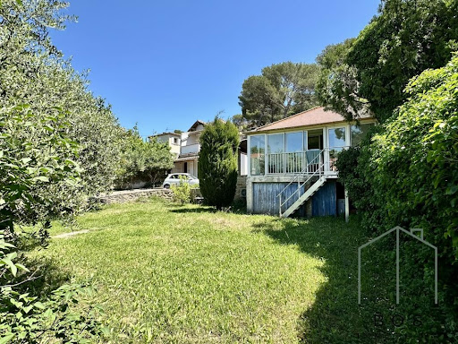 Villa avec jardin et terrasse 3